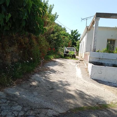 Angel Villa Strovlés Exterior foto