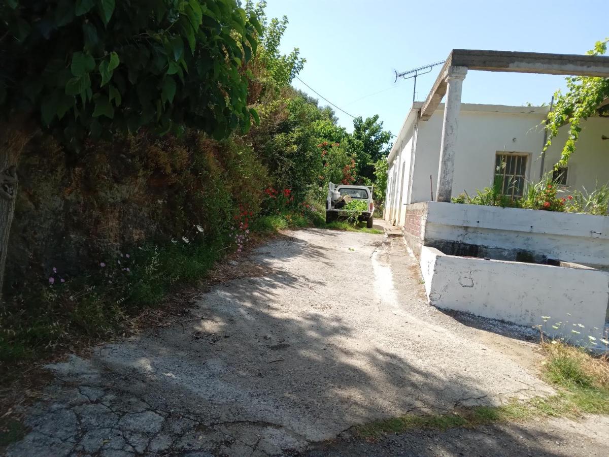 Angel Villa Strovlés Exterior foto